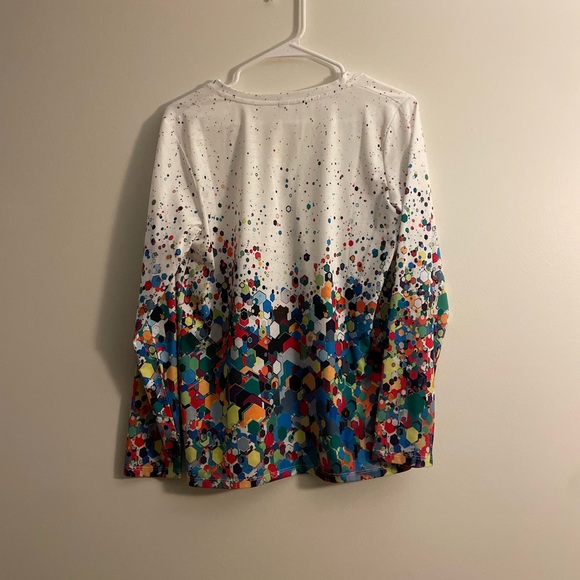Geometric Print Long Sleeve Tee - Picture 4 of 5